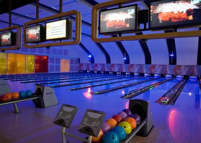 The Trailer, Comfort * Εξ Λε Μπαν