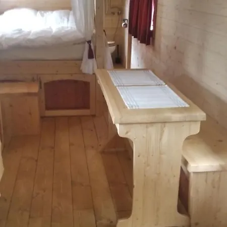The Trailer, Comfort