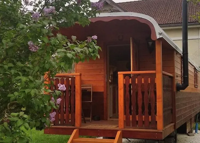 The Trailer, Comfort Aix-les-Bains