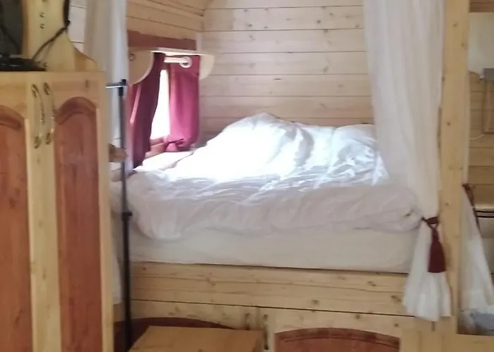 The Trailer, Comfort